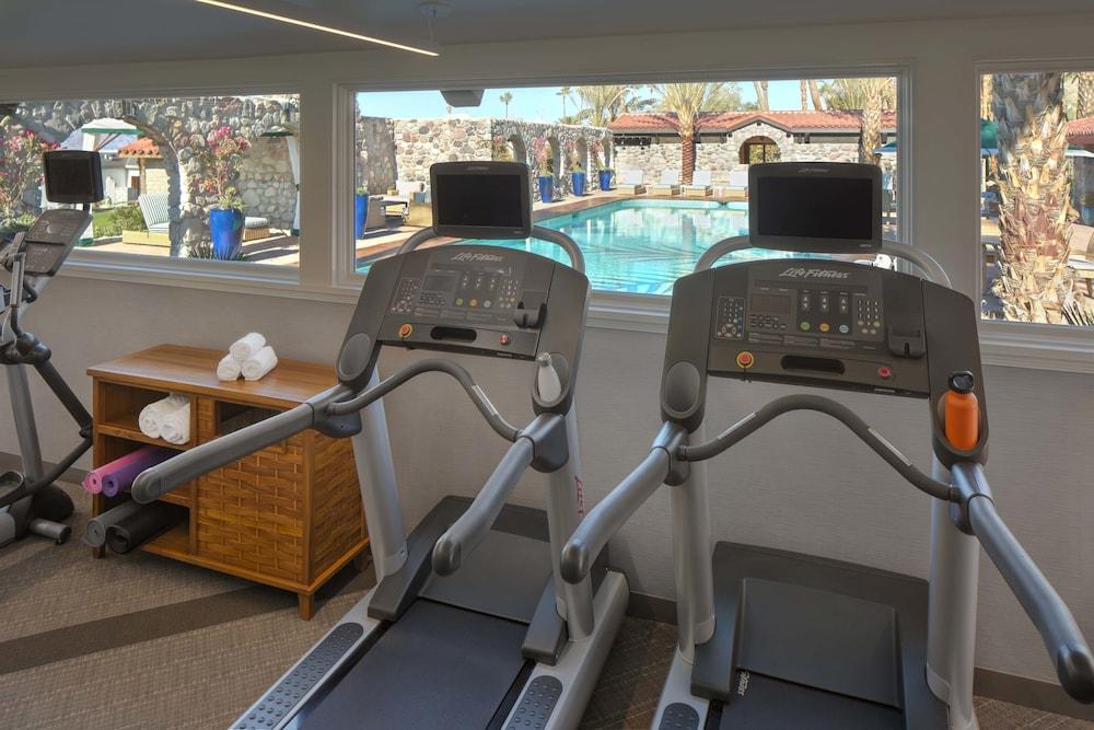 The Inn At Death Valley Indian Village Exterior foto Treadmills in a gym