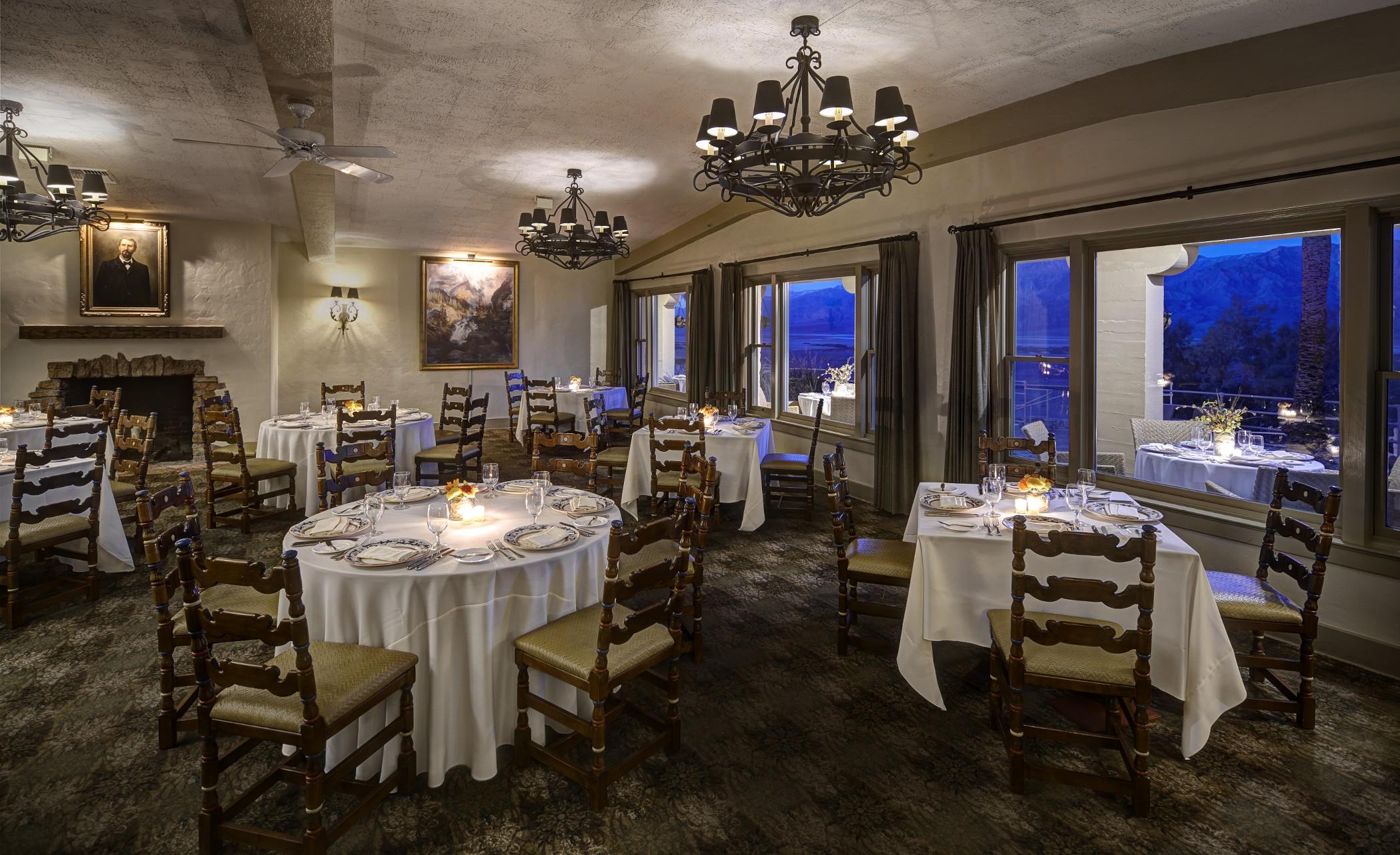 The Inn At Death Valley Indian Village Exterior foto The dining room at the Hotel Jerome