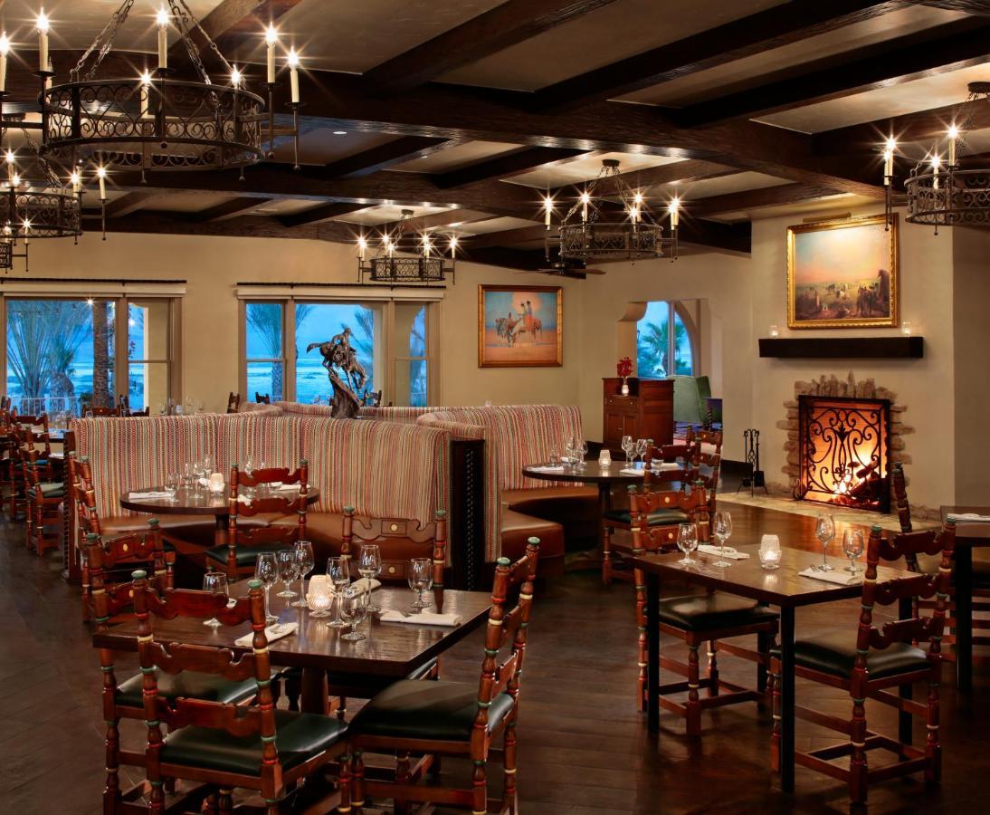 The Inn At Death Valley Indian Village Exterior foto Interior of the restaurant